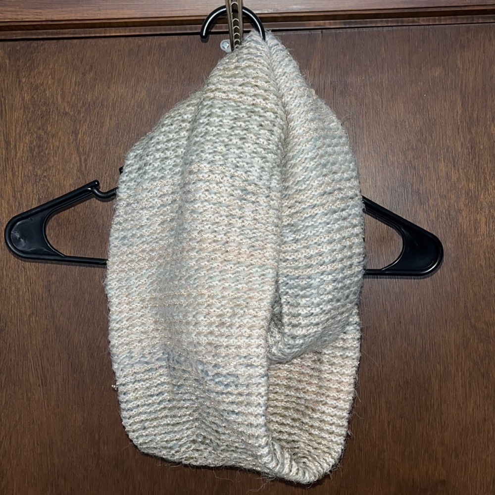 Chunky Knit Infinity Scarf